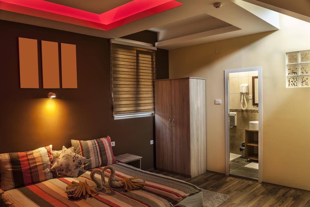 B&B Donna Gornji Milanovac Exteriör bild