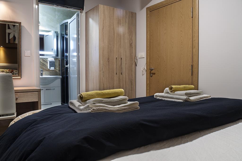 B&B Donna Gornji Milanovac Exteriör bild